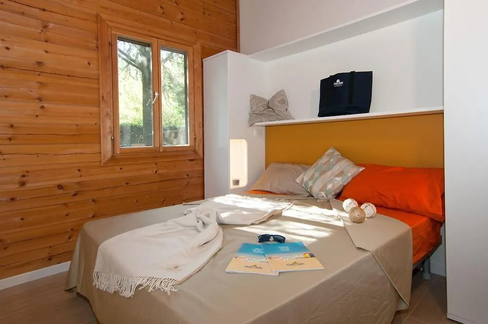 Club Del Sole Adriano Family Camping Village بونتا مارينا فندق