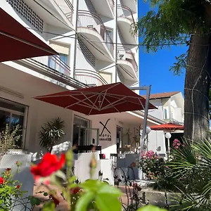 X ** Punta Marina